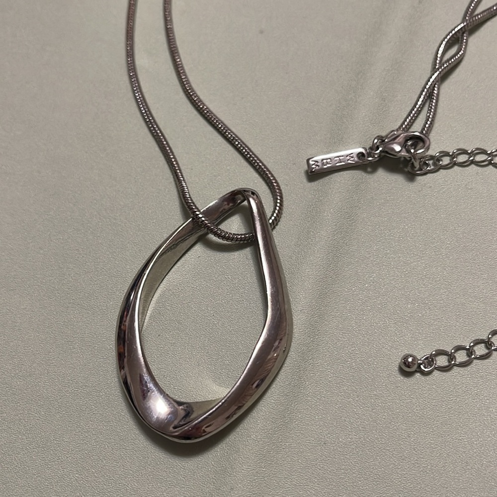3/$18 Elegant WHBM Necklace - Picture 3 of 7